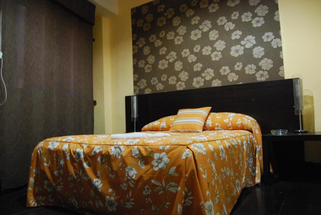 Pension El Parque Aviles Room photo